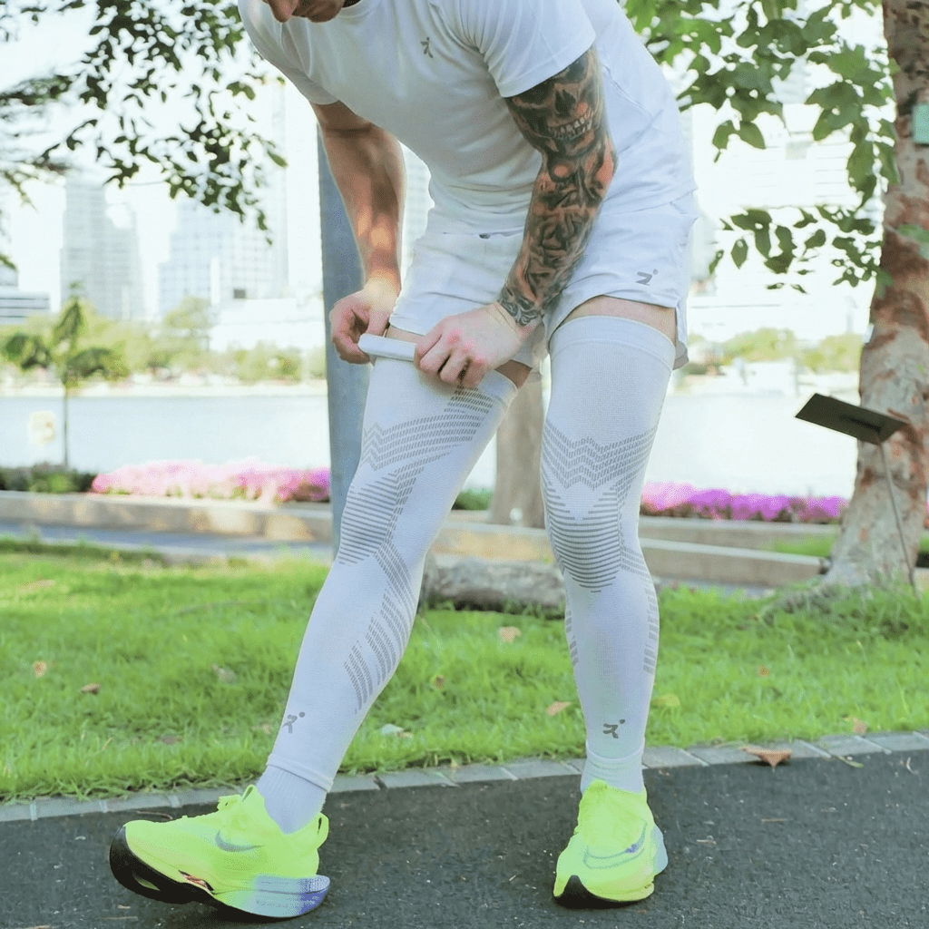KniTec V2 - Compression Sleeves For Knees and Legs